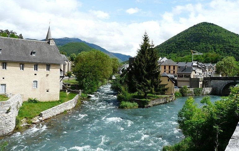 Confluence nestes Arreau